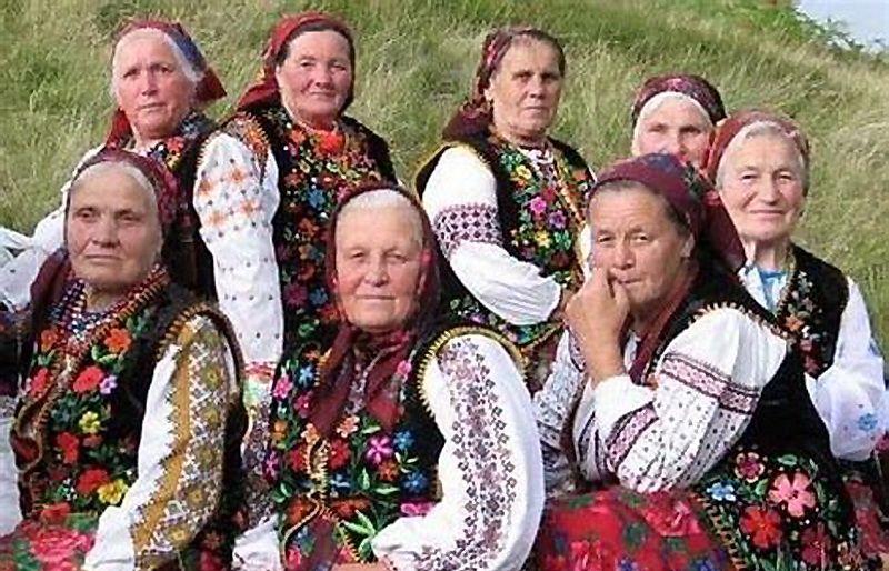 Ukrainian grannies conquer the Internet: has appeared online archive of ...