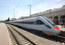 “Укрзалізниця” протестувала швидкісний поїзд на Закарпатті