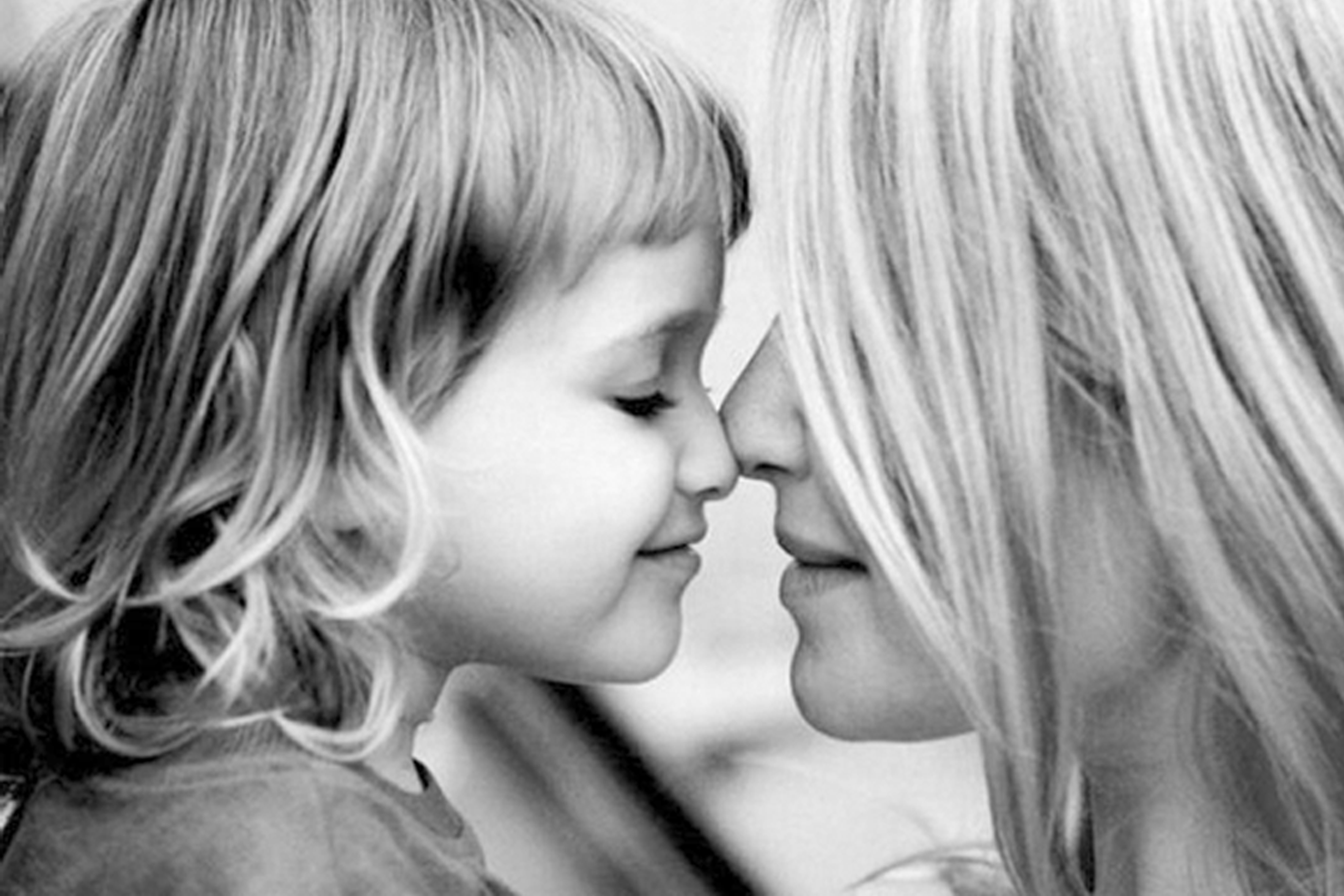 Проявлять любовь к ребенку. Мама картинка для детей. Любовь мамы и Дочки. Любовь к ребенку.