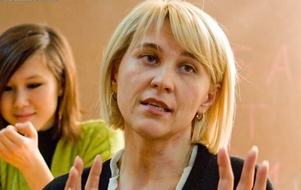 Мам, не варто йти в церку Московського патріархату, – кажу я мамі. – Та знаю, – відповідає вона. – Але наша…