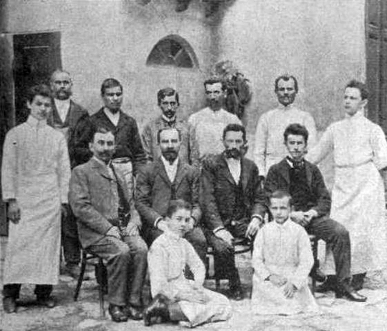 Персонал цукерні Бенецького, 1902 рік
