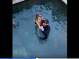 “На Тернопільщині священик нестандартно освятив Йорданську воду, чим здивував усіх присутніх (відео)