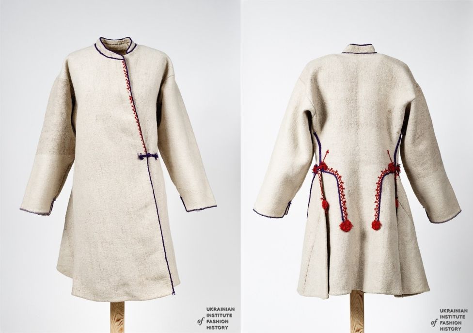 Як одягалися українці в холоди сто років тому