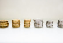 Митні надходження до держбюджету за рік збільшились на 1 мільярд доларів