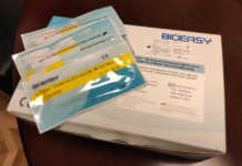 ПЛР-тести на коронавірус почали робитив Чернівцях та Львові: подробиці