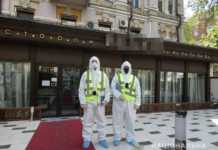 Поліція прийшла в ресторан Тищенка з перевіркою щодо роботи закладу під час кapaнтину