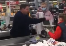 ”Бидло звичайне”: українець влаштував скандал у супермаркеті через решту дріб’язком (відео)