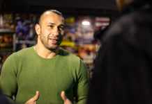 “Хоче всіх помирити”: український чемпіон світу з Криму пояснив братання Усика з росіянами