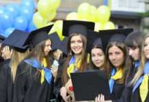 “Дайте нам можливість закінчити навчання” – студенти звернулися до президента