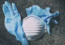 “У магазині беруть оплесками? Це дно!” В Україні скандал через жебрацькі оклади медиків. Медики створили бунт