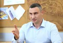 “Вийшла б видатна бійка” – Віталій Кличко пригадав свій перший день в армії