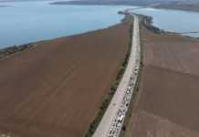 На виїзді з Одеси утворилися величезні затори: авто стоять годинами на дорозі