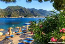 Для українців 23 країни відкрили свої кордони: перелік