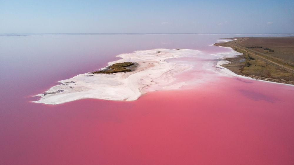 Лемурійське рожеве озеро як доїхати