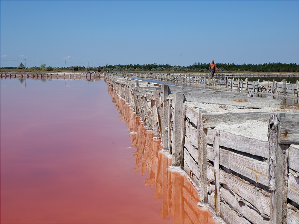 ТОП-7 рожевих озер України