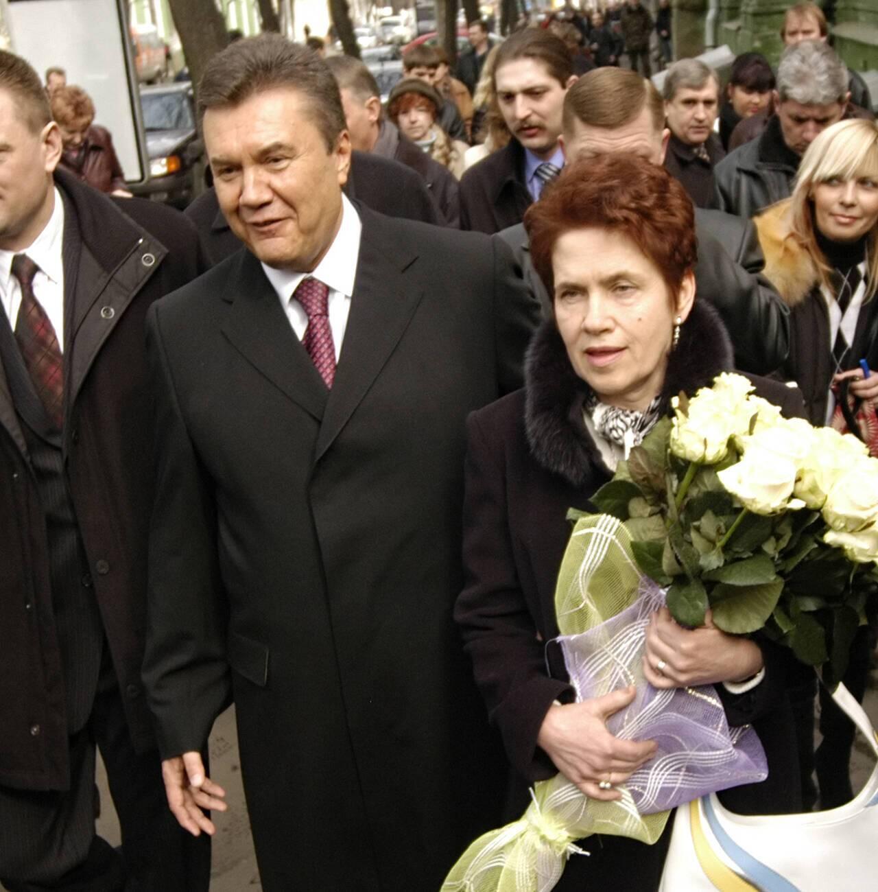 Віктор Янукович з дружиною