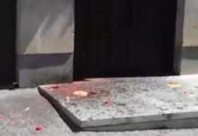 В Єревані облили борщем посольство України