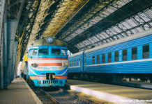 Укрзалізниця відкрила продаж квитків на шість потягів до моря