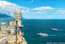 «Відвоювати не зможемо. Вони окопалися там» – ексфутболіст збірної України висловив думку щодо Криму