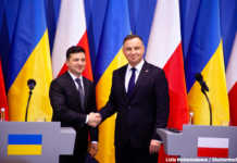 Російські пранкери намагались поговорити з Дудою від імені Зеленського