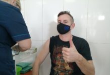 "І вам раджу": Жадан зробив щеплення проти коронавірусу (фото, відео)