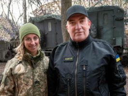 Медпрацівницю Земліну, яка рятувала поранених під час обстрілу під Шумами, нагородили орденом