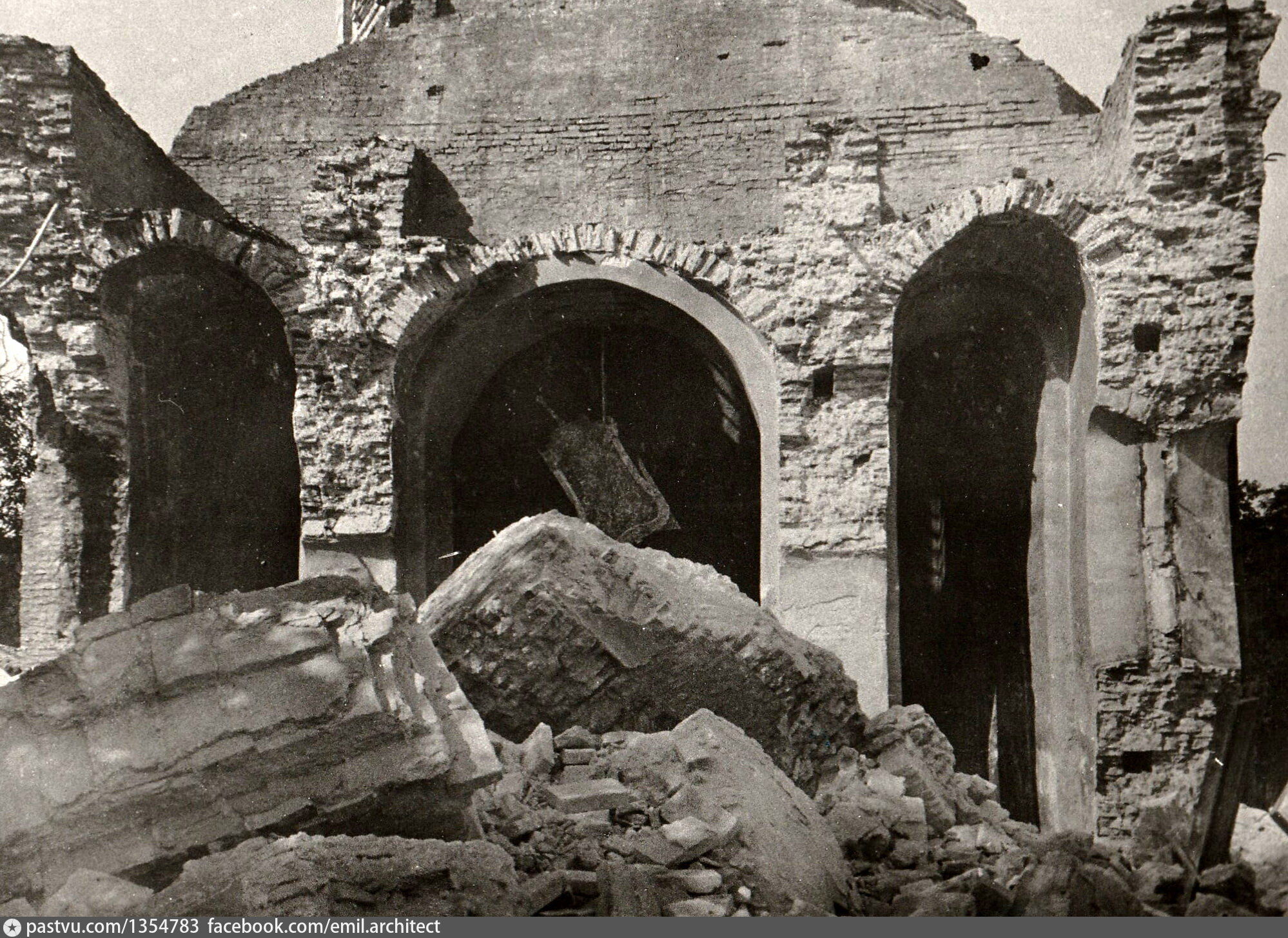 Руйнування храму у 1935 році