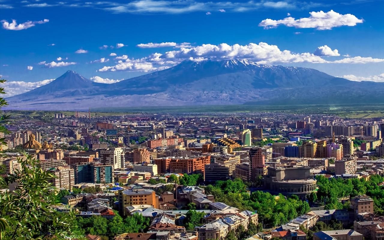 Ереван воздух. Столица Армении Ереван. Каскад Ереван Арарат. Армения Ереван панорама. Армения столица Ереван фото.