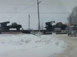 «Їдуть до України». Рідні та друзі військових Росії про перекидання військ