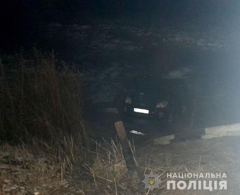На Прикарпатті зіткнулися два авто, в ДТП загинула 5-місячна дитина. Фото