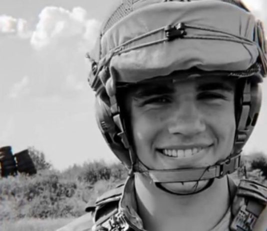 Йому було лише 20 років: у боях за Маріуполь загинув боєць, який у Мережі зачарував усіх українок