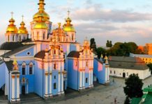 Михайлівський собор заграв дзвонами “Ой, у лузі червона калина”: потужне відео