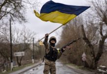 Під тимчасово захопленим Мелітополем росіяни ховаються від ЗСУ по лісах