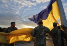 Над Балаклією підняли український прапор