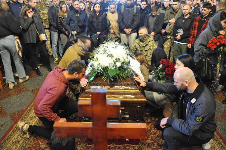 Із загиблим в бою з окупантами воїном Максимом Яловцовим (Регбістом) попрощалися в Києві 41