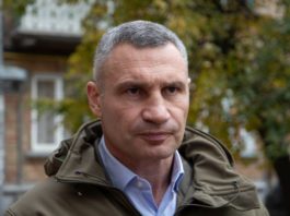 На Київ летіла 31 ракета, 21 збили, є кілька влучань у критичну інфраструктуру – Кличко