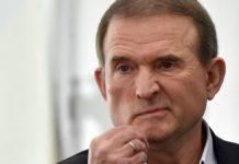 Медведчук пожалівся, що «вимушено» живе в Москві