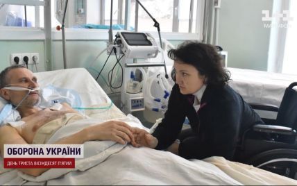 Попри важке поранення в шию, жінка дотягла нареченого, якому відірвало руку, до укриття: неймовірна історія з фронту