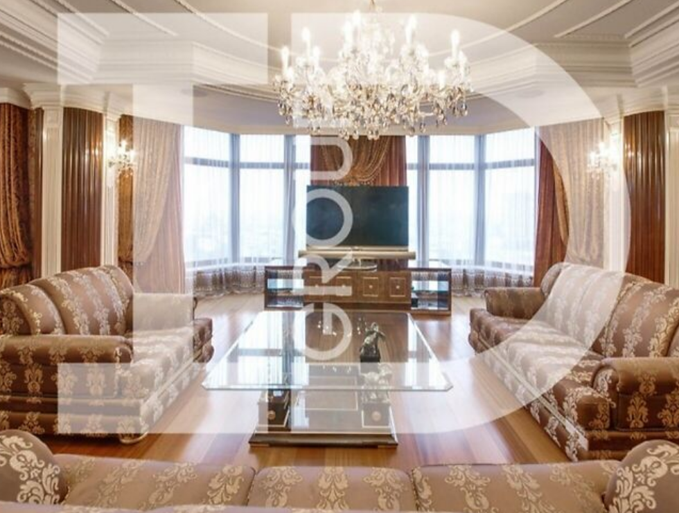 У Києві за 5 млн доларів продають 10-кімнатну квартиру