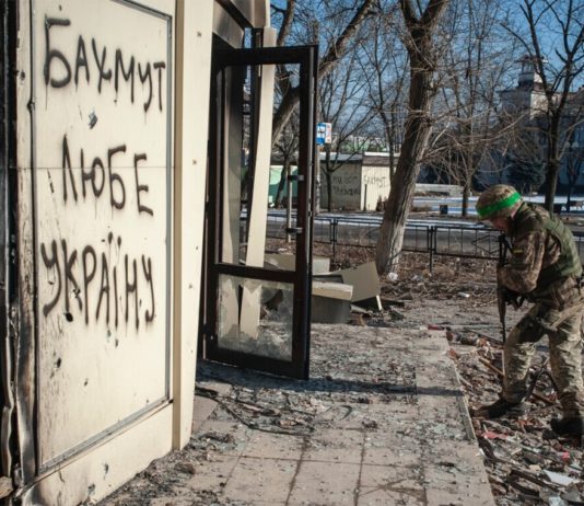 “Пригожин вже радий спетляти, але не може” – Буданов пояснив, чому окупанти так б’ються за Бахмут