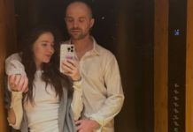 Міша Кацурін показав, як Надя Дорофєєва у бомбосховищі відволікається від ракетних обстрілів