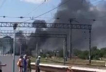В окупованому Криму після потужних вибухів загорілася залізнична станція