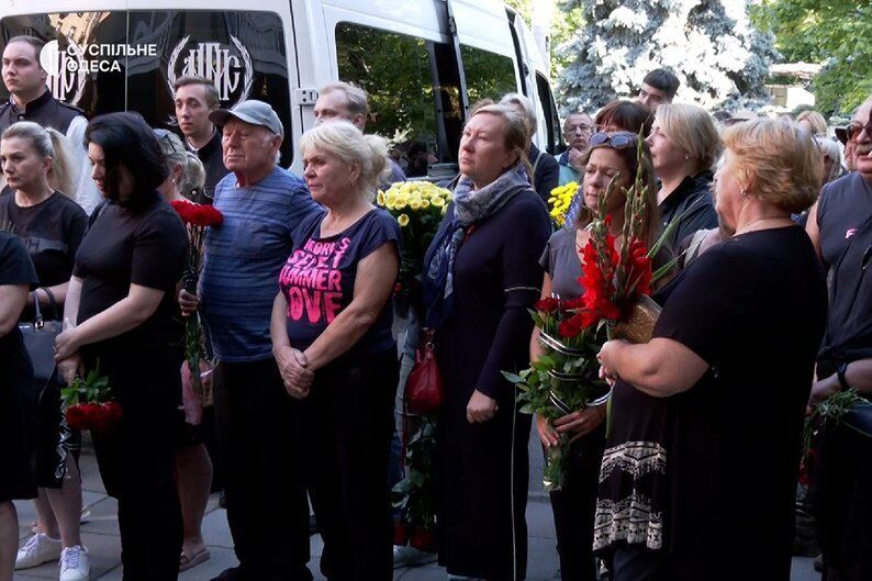 Був винахідником і поліглотом: в Одесі попрощалися з воїном, який загинув під Авдіївкою