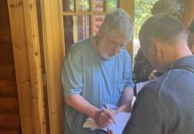 Коломойському вручили підозру за шахрайські схеми