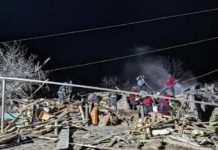 Просто під час операції: момент удару росіян по лікарні в Покровську потрапив на відео