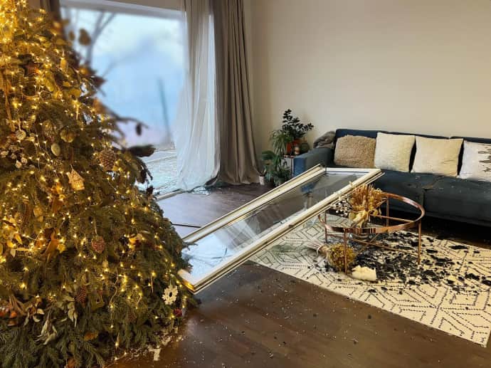 2 січня вибухова хвиля винесла вікна в домі Кіри Рудик