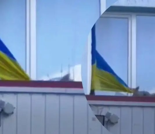 Білочці у Дніпрі знадобився прапор України: кадри епічної крадіжки