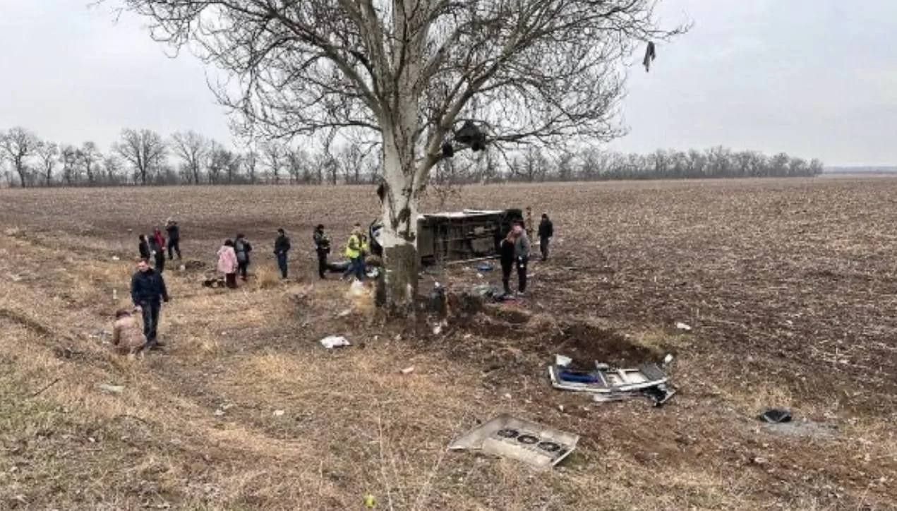 На трасі Дніпро – Павлоград перекинулася з людьми