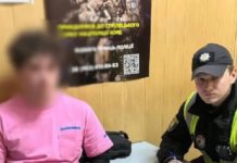 Їздив по Хрещатику на лімузині під російські пісні: поліція викрила автора скандального відео