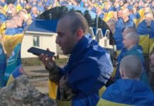 “Мамо, я все витримав”: звільнений з полону воїн розчулив мережу